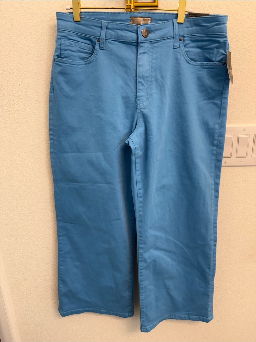 Kut from the Kloth Light Blue Bootcut Jeans